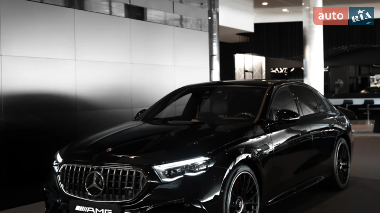 Mercedes-Benz-21