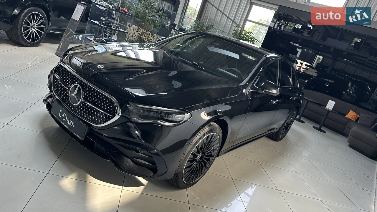 Mercedes-Benz-14