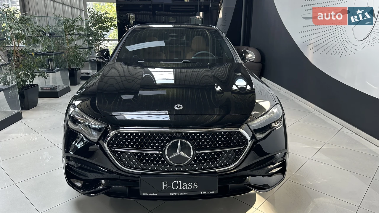 Mercedes-Benz-16