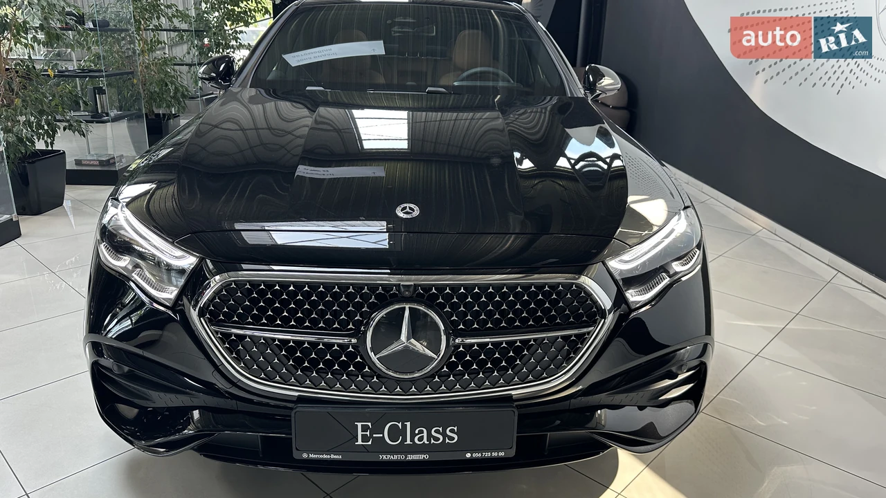 Mercedes-Benz-4
