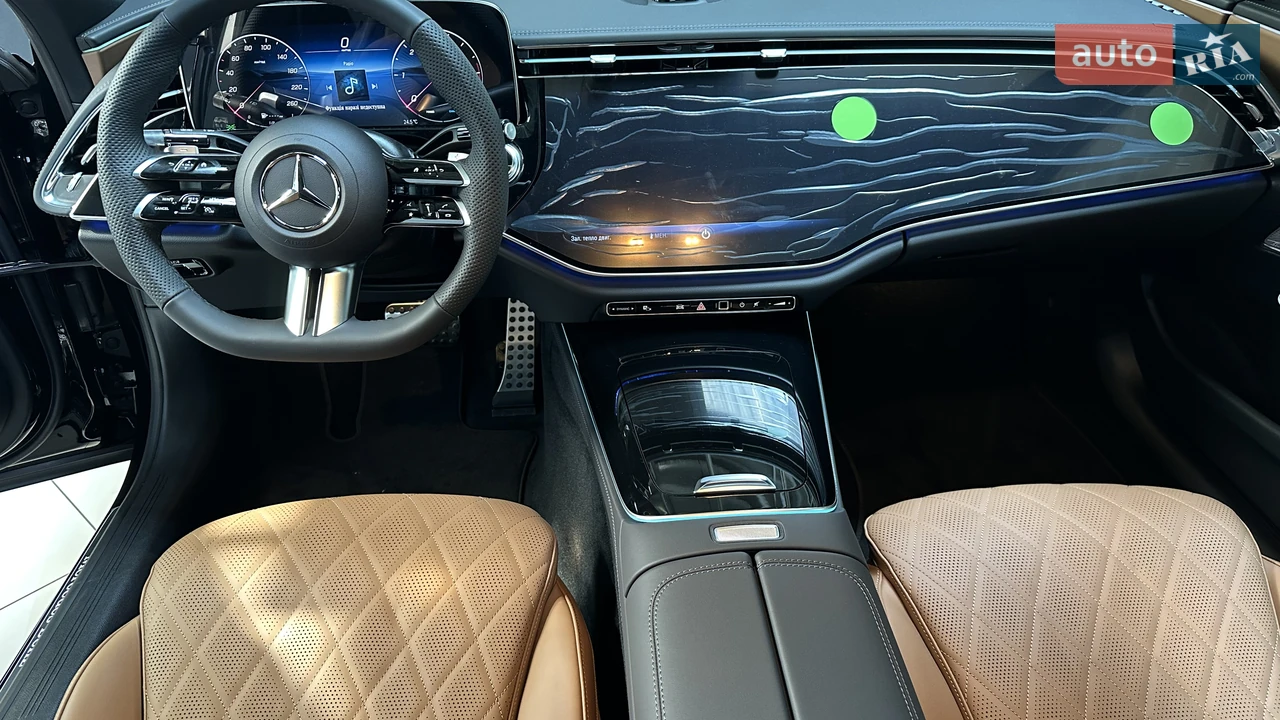 Mercedes-Benz-38