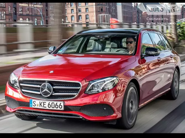 Mercedes-Benz E-Class Base