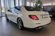 Mercedes-Benz E-Class Base