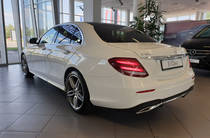 Mercedes-Benz E-Class Base