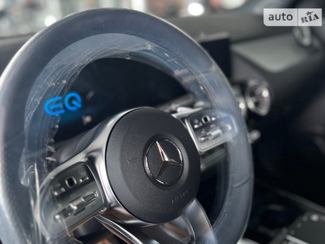 Mercedes-Benz EQA 2021