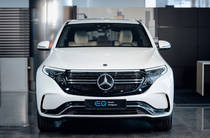 Mercedes-Benz EQC Base