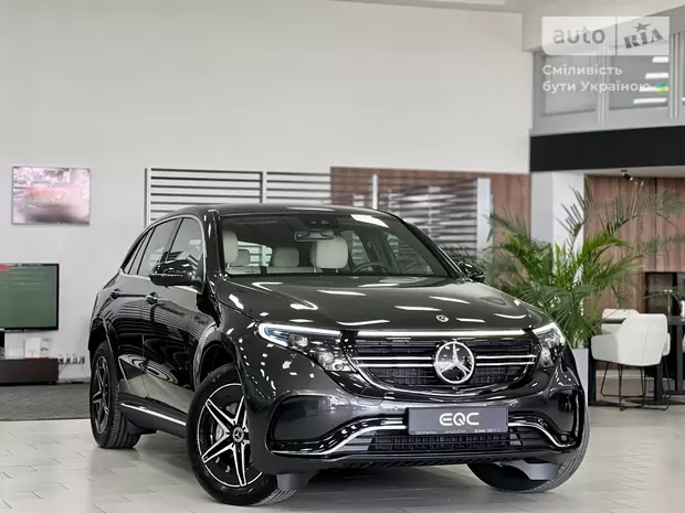 Mercedes-Benz EQC Base