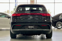 Mercedes-Benz EQC Base