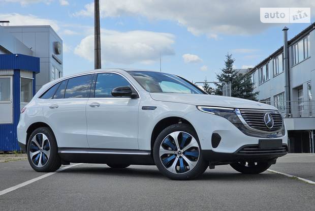 Mercedes-Benz EQC Base