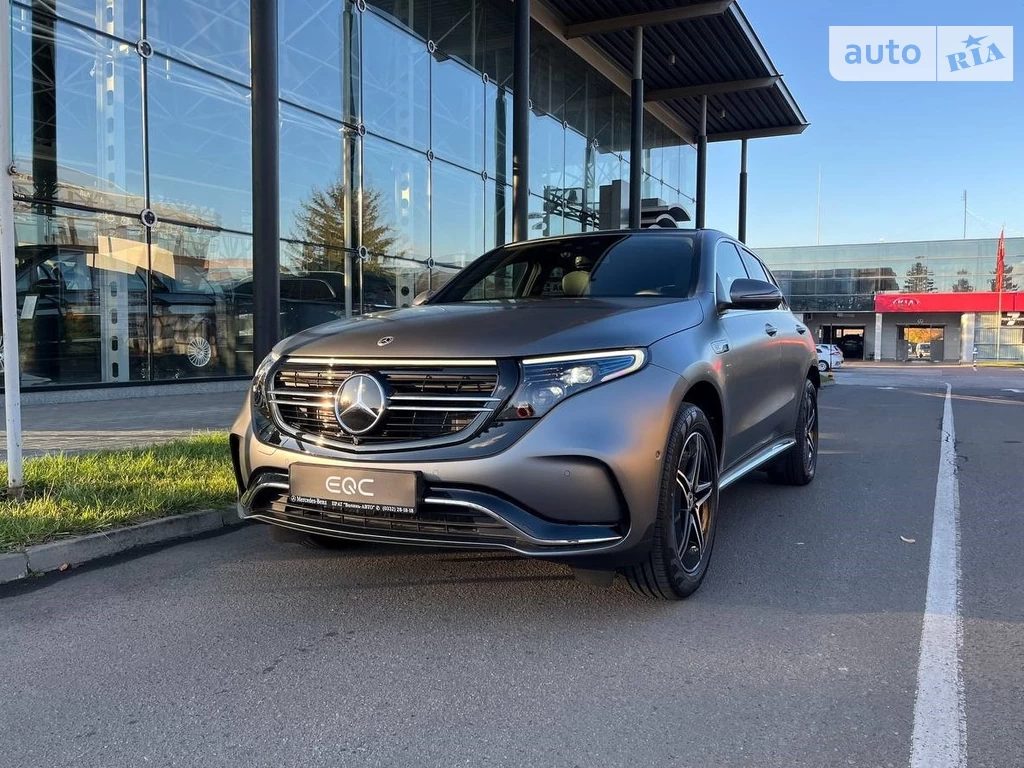 Mercedes-Benz EQC Base