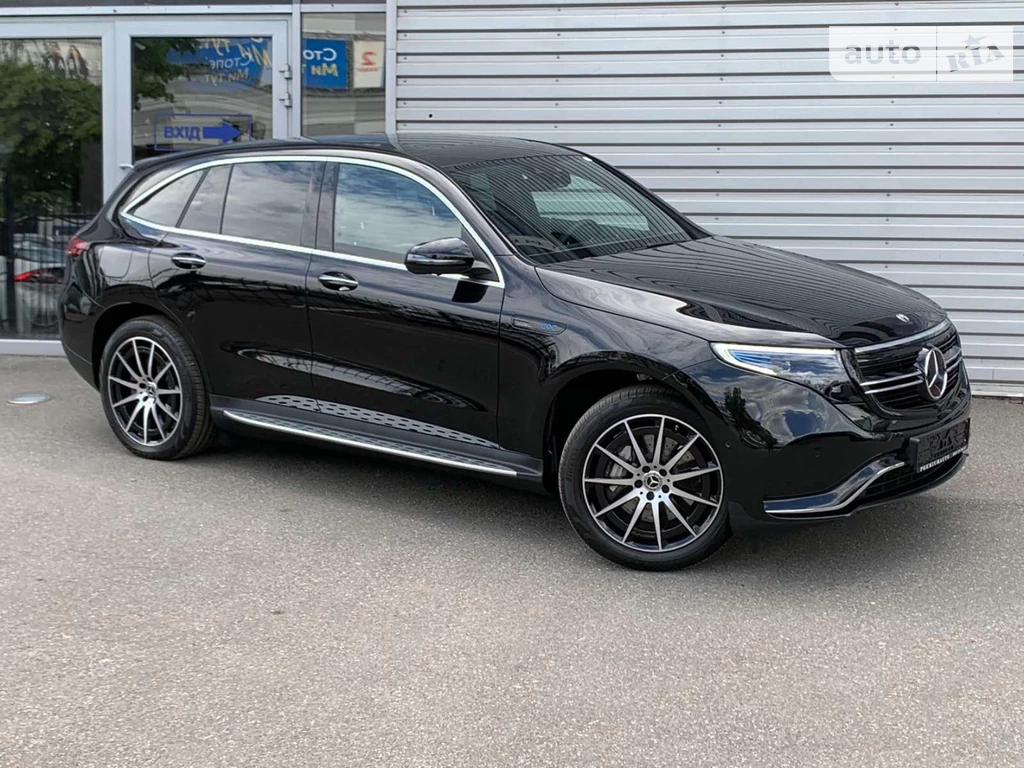 Mercedes-Benz EQC Base