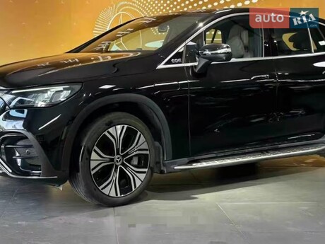 Mercedes-Benz EQE SUV 2024