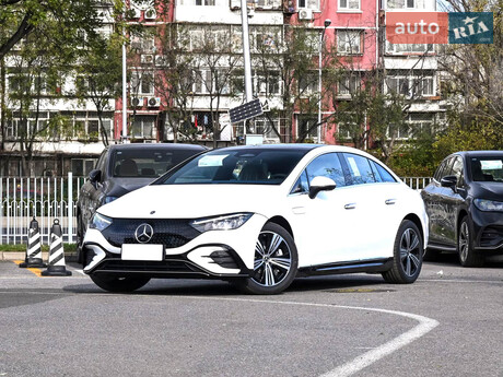 Mercedes-Benz EQE 2025