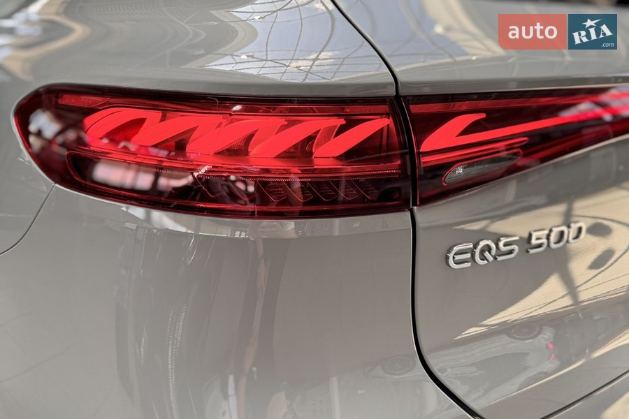 Mercedes-Benz EQS SUV - фото 17