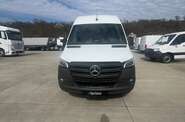 Mercedes-Benz eSprinter Base