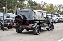 Mercedes-Benz G-Class Base