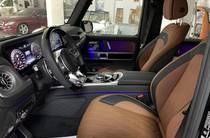 Mercedes-Benz G-Class Base