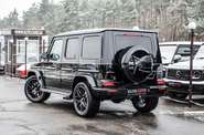 Mercedes-Benz G-Class Base