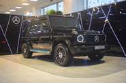 Mercedes-Benz G-Class Base