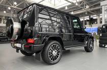 Mercedes-Benz G-Class Base