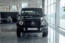 Mercedes-Benz G-Class Base