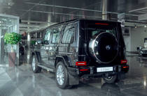 Mercedes-Benz G-Class Base