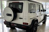 Mercedes-Benz G-Class Base