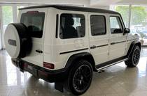 Mercedes-Benz G-Class Base