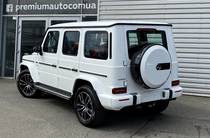 Mercedes-Benz G-Class Base