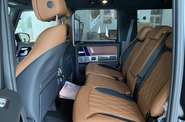 Mercedes-Benz G-Class Base