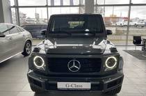 Mercedes-Benz G-Class Base