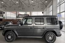 Mercedes-Benz G-Class Base