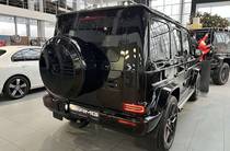 Mercedes-Benz G-Class Base