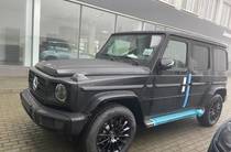 Mercedes-Benz G-Class Base