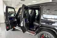 Mercedes-Benz G-Class Base