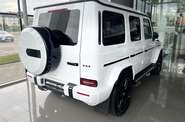 Mercedes-Benz G-Class Base