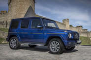 Mercedes-Benz G-Class Base