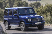 Mercedes-Benz G-Class Base