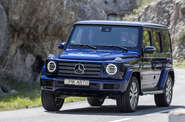 Mercedes-Benz G-Class Base