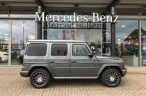 Mercedes-Benz G-Class Base