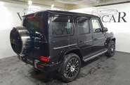 Mercedes-Benz G-Class Base