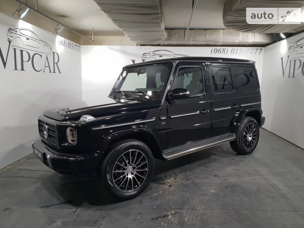 Mercedes-Benz G-Class Base