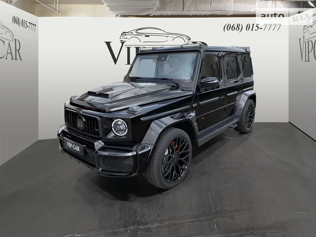 Mercedes-Benz G-Class Base