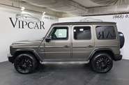 Mercedes-Benz G-Class Base