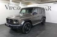 Mercedes-Benz G-Class Base