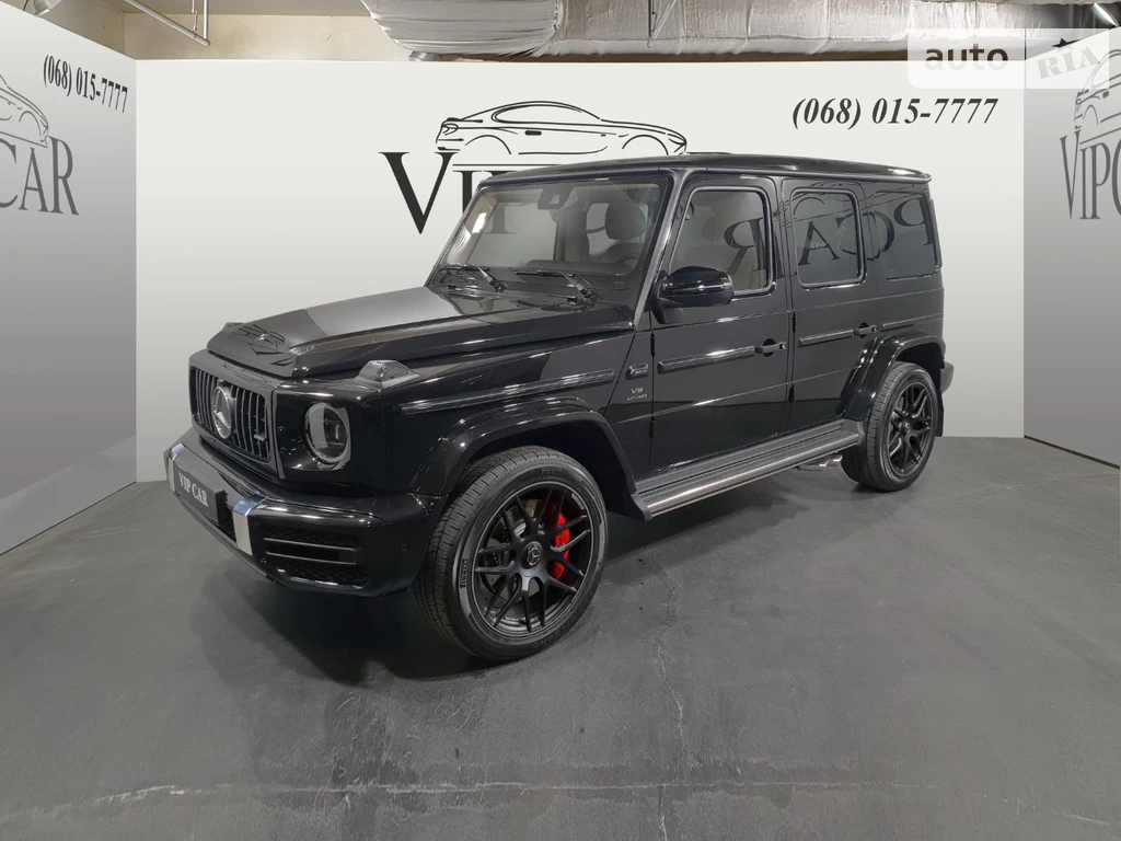 Mercedes-Benz G-Class Base