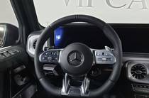 Mercedes-Benz G-Class Base