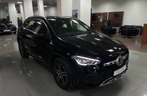 Mercedes-Benz GLA-Class Base