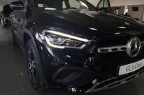 Mercedes-Benz GLA-Class Base