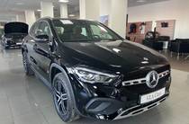 Mercedes-Benz GLA-Class Base